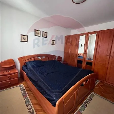 Neversea Beachfront 2 Bedroom *