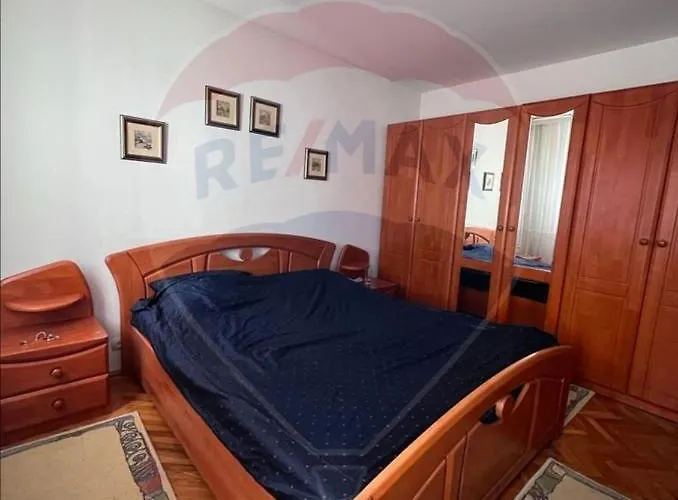 Neversea Beachfront 2 Bedroom *